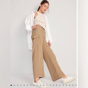 NWOT Quick Dry Wide Leg Cargo